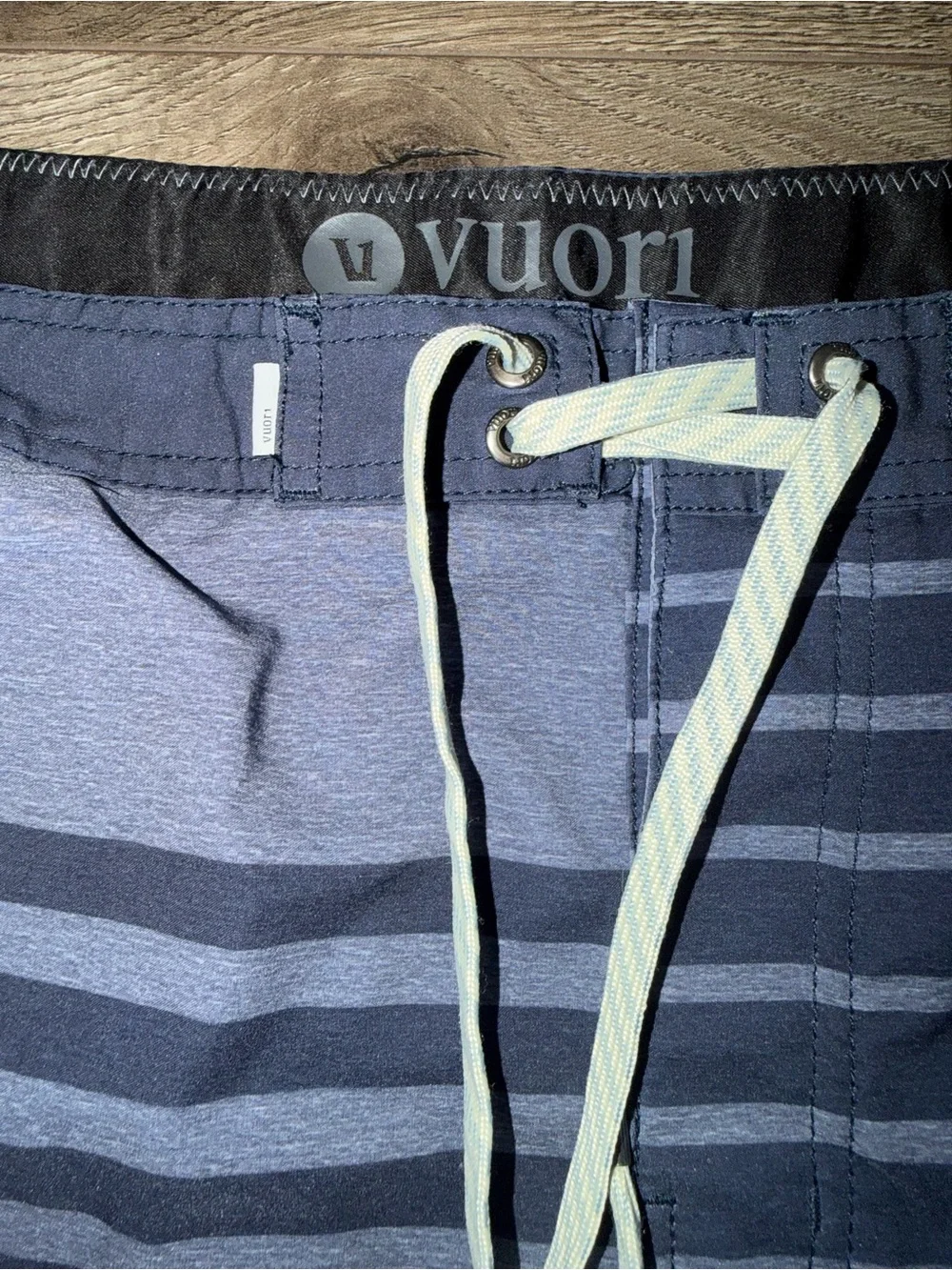 VUORI Blue Striped Men’s Swim Trunks Size 36